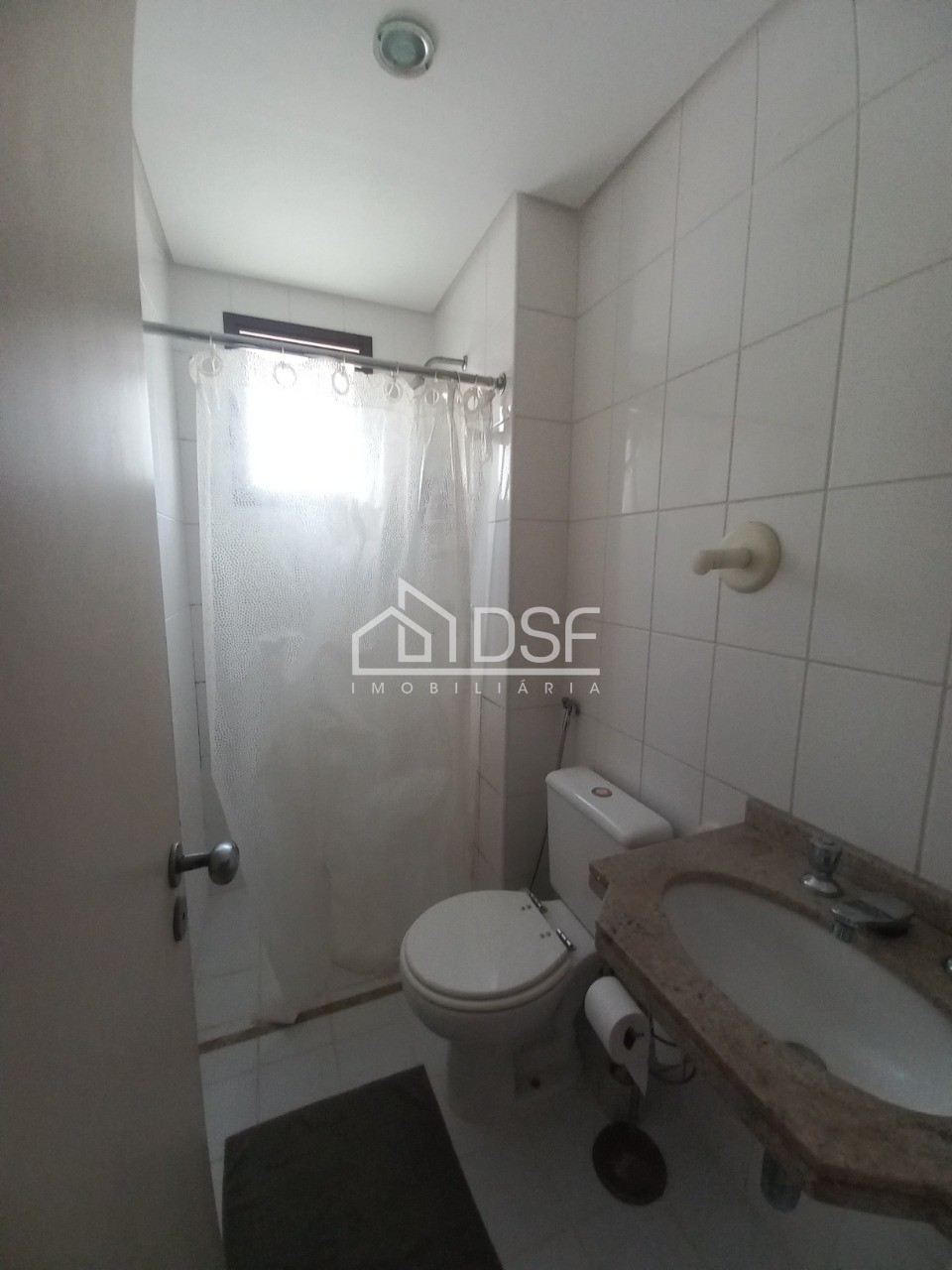Apto à venda Moema/Pássaros : 3 quartos, suíte, 2 salas, 4 banheiros, 2 vagas de garagem, 95m².