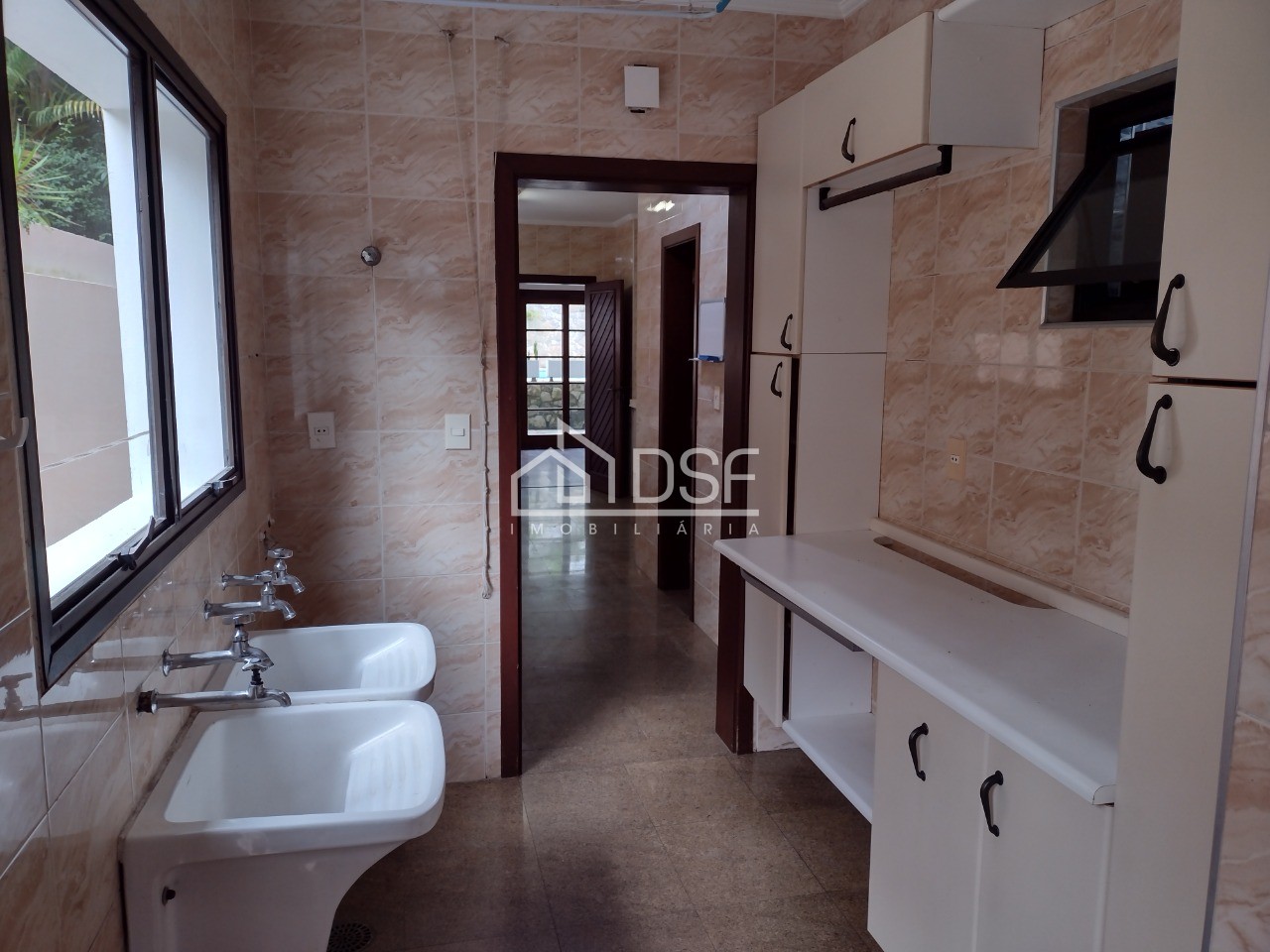 Casa residencial em santana de parnaíba - sp, alphaville