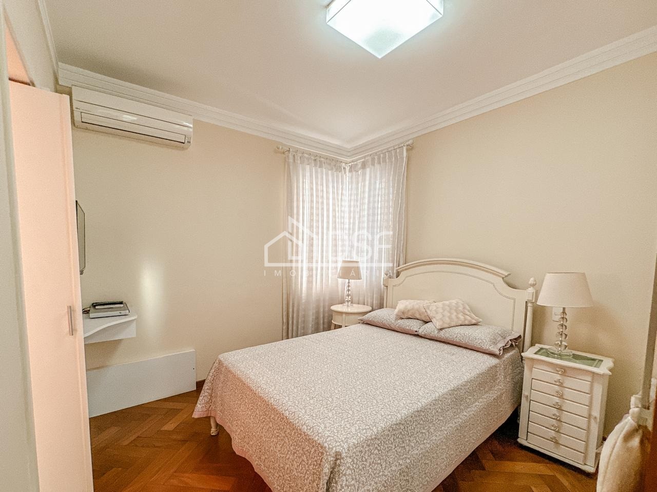 Casa residencial em santana de parnaíba - sp, alphaville