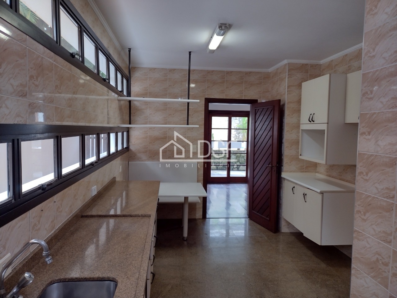 Casa residencial em santana de parnaíba - sp, alphaville