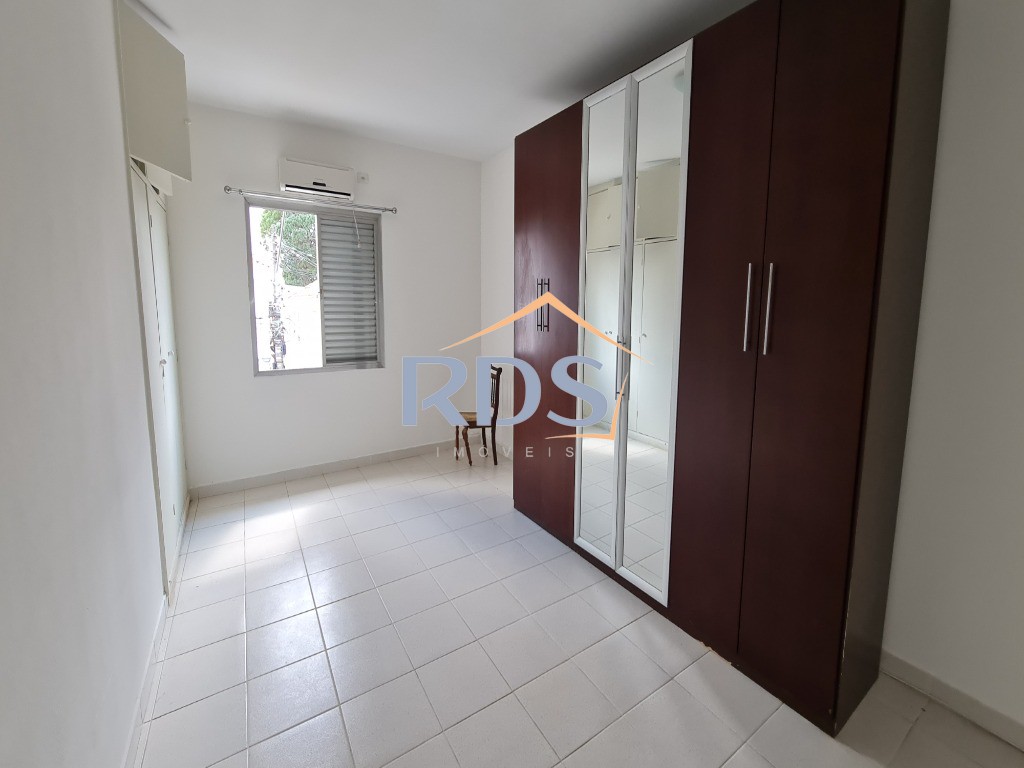 Casa à venda com 3 quartos, 181m² - Foto 9