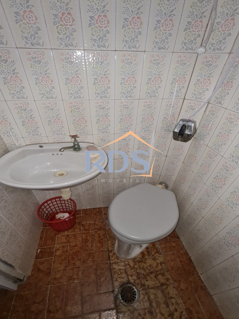 Casa à venda com 3 quartos, 181m² - Foto 18