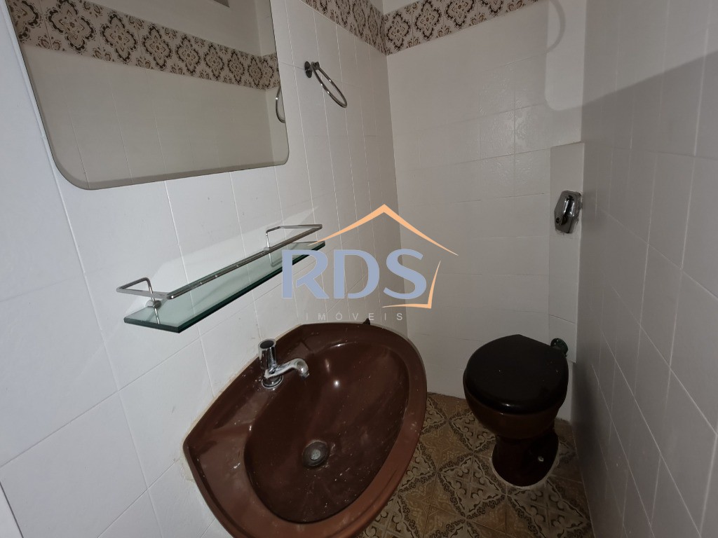 Casa à venda com 3 quartos, 181m² - Foto 6
