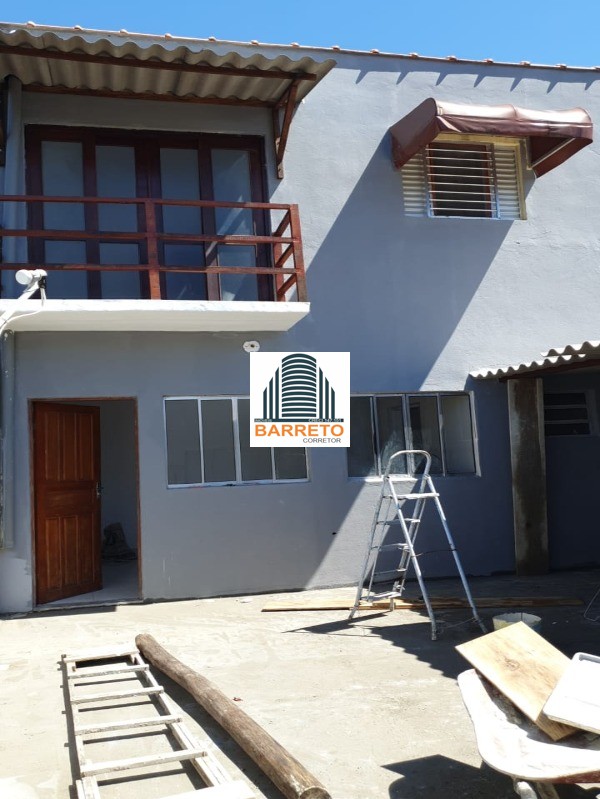 Casa à venda no jardim umuarama em itanhaém litoral de sp