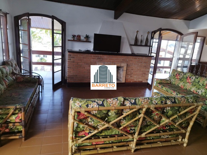Mansão à venda no bairro praia do sonho em itanhaém litoral 