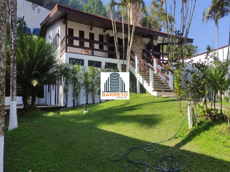 Mansão à venda no bairro praia do sonho em itanhaém litoral 