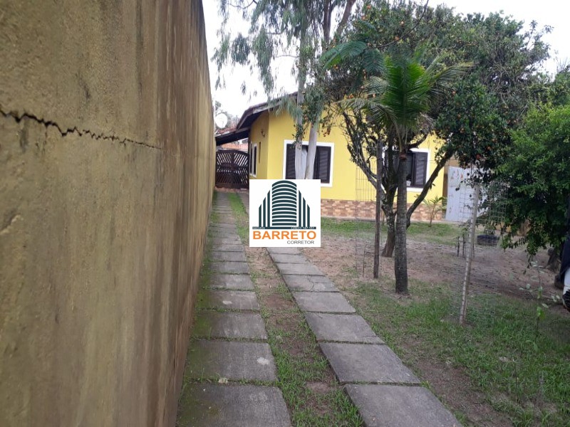 Casa à venda no bairro suarão em itanhaém litoral de sp