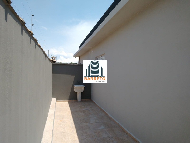 Casa à venda no jardim grandesp em itanhaém litoral de sp