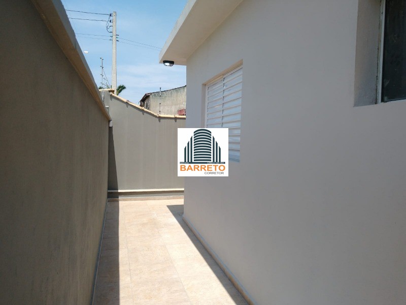 Casa à venda no jardim grandesp em itanhaém litoral de sp