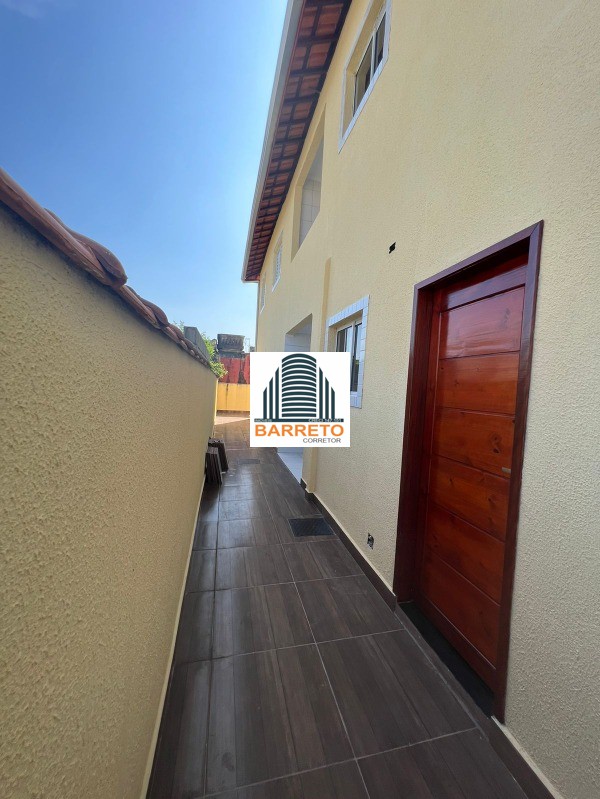Casa à venda no bairro suarão em itanhaém litoral de sp