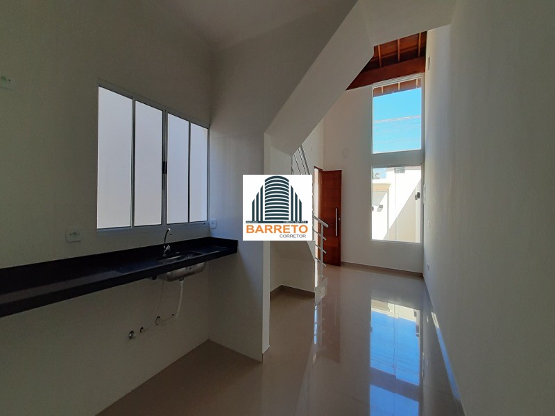 Casa à venda no bairro tupy em itanhaém litoral de sp