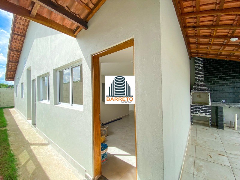 Casa à venda no jardim jamaica em itanhaém litoral de sp