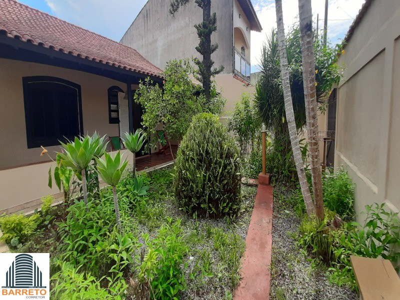 Casa à venda no bairro suarão em itanhaém litoral de sp