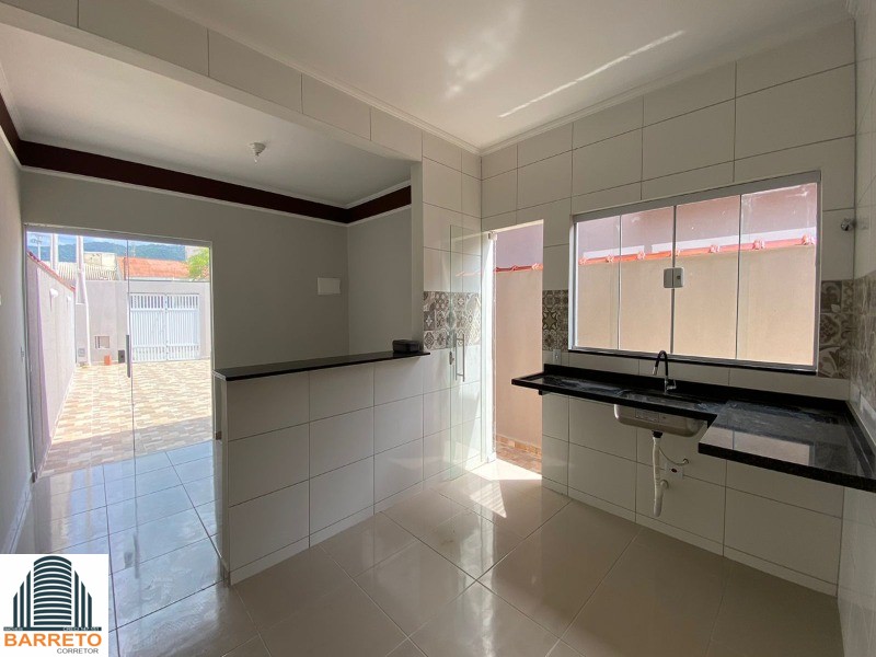 Casa à venda no bairro santa terezinha em itanhaém litoral d