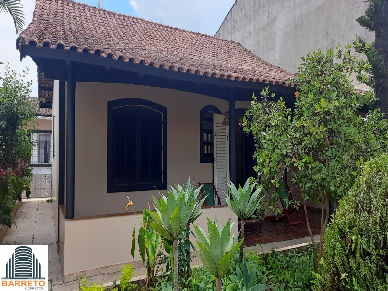 Casa à venda no bairro suarão em itanhaém litoral de sp