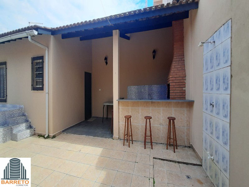 Casa à venda no bairro suarão em itanhaém litoral de sp
