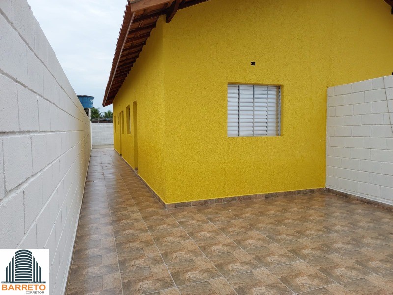 Casa à venda no bairro gaivotas em itanhaém litoral de sp