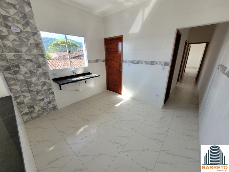 Casa à venda no bairro suarão em itanhaém litoral de sp