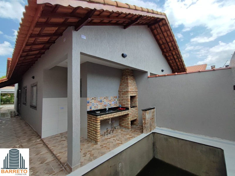 Casa à venda no bairro suarão em itanhaém litoral de sp