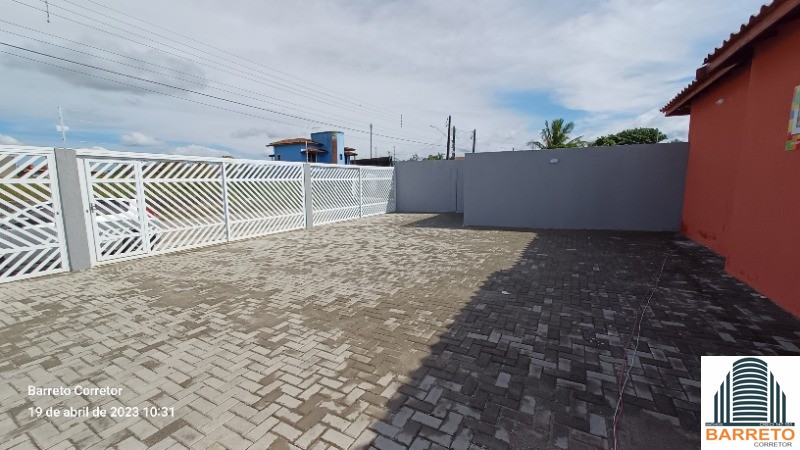 Casa nova com piscina à venda em itanhaém litoral de sp