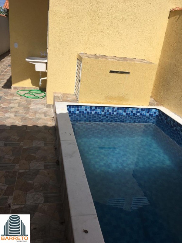 Casa à venda no bairro savoy em itanhaém litoral de sp