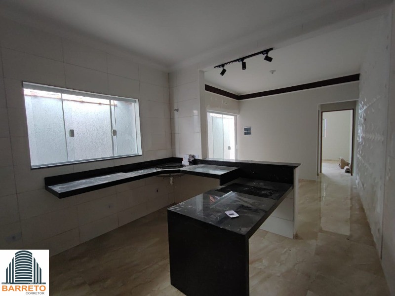 Casa à venda no bairro suarão em itanhaém litoral de sp