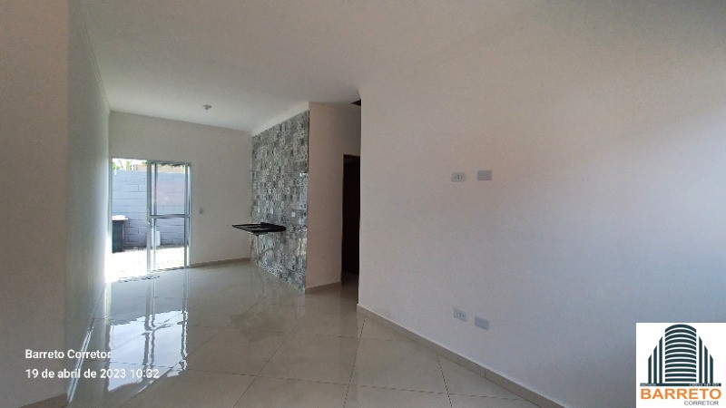 Casa nova com piscina à venda em itanhaém litoral de sp