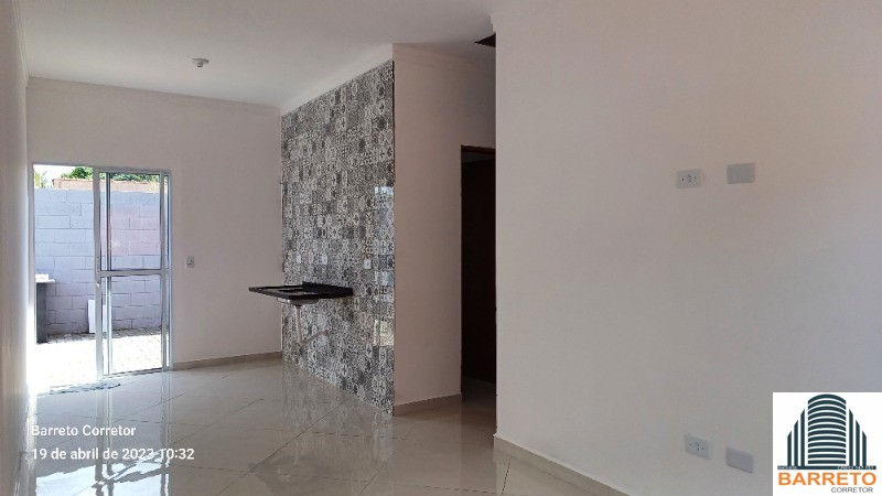 Casa nova com piscina à venda em itanhaém litoral de sp