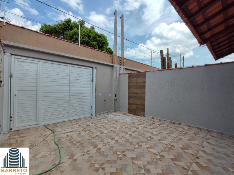 Casa à venda no bairro suarão em itanhaém litoral de sp