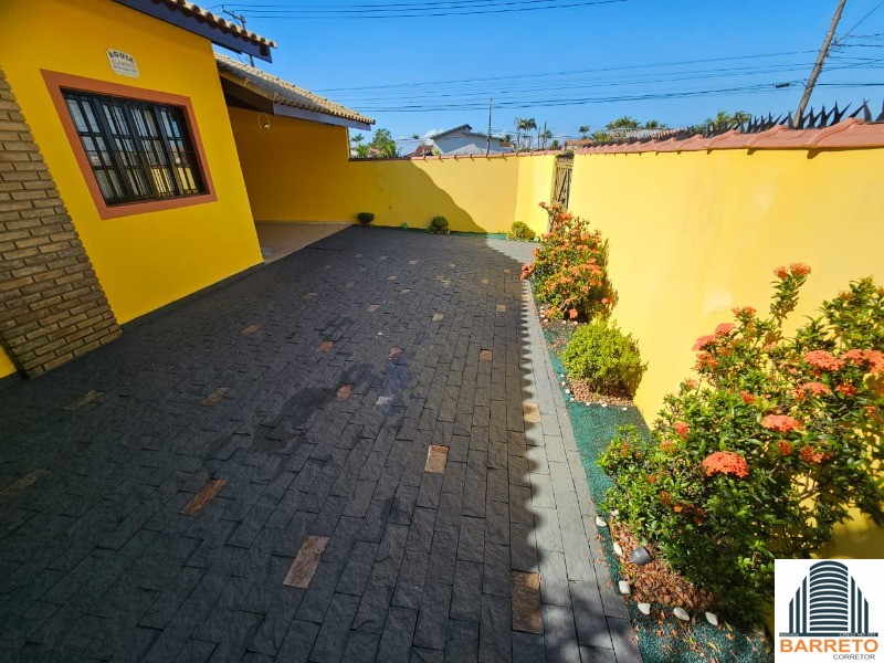 Casa à venda no bairro cibratel em itanhaém litoral de sp