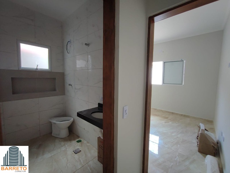 Casa à venda no bairro suarão em itanhaém litoral de sp