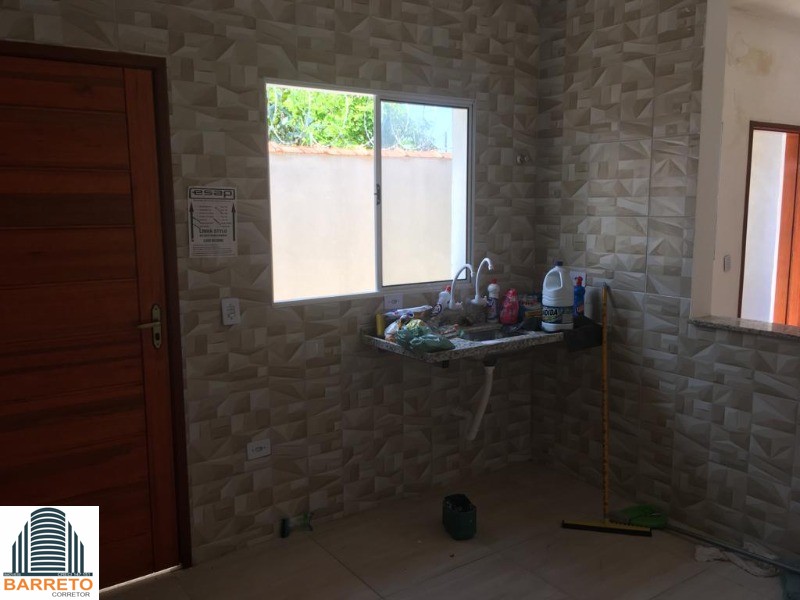 Casa à venda no bairro savoy em itanhaém litoral de sp