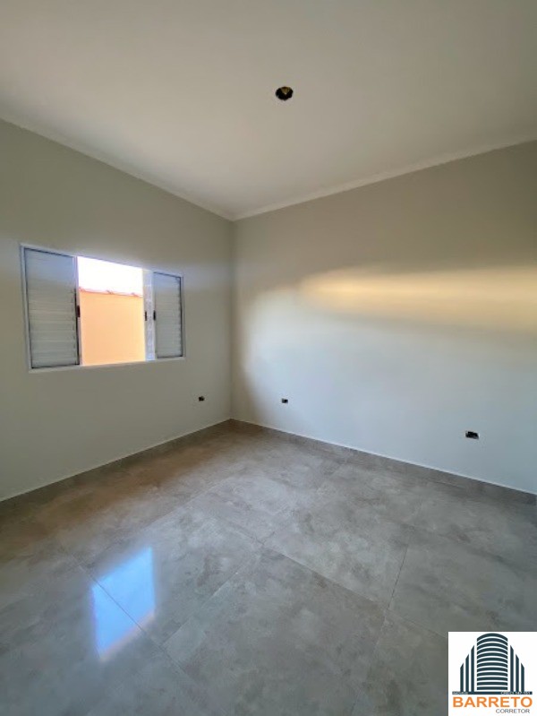 Casa à venda no bairro florida mirim em mongaguá litoral de 