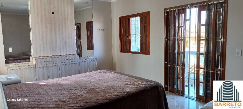 Casa grande com 4 dormitórios para locação mensal no jd. Mos