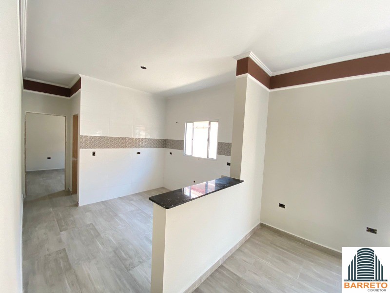 Casa nova com piscina à venda no bairro plataforma em mongag