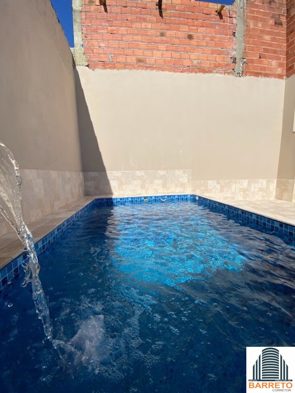 Casa nova com piscina à venda no bairro n.sra. De fátima em 