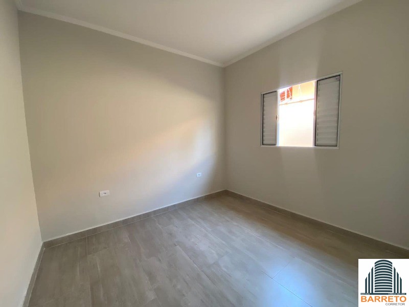 Casa nova com piscina à venda no bairro plataforma em mongag