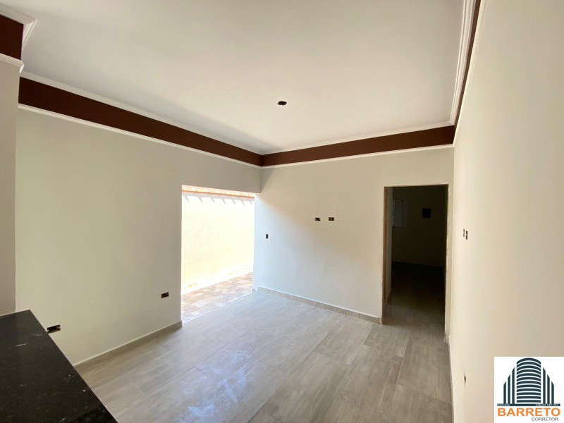 Casa nova com piscina à venda no bairro plataforma em mongag