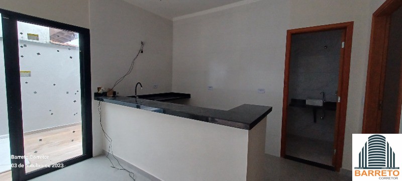 Casa nova de condomínio à venda em itanhaém