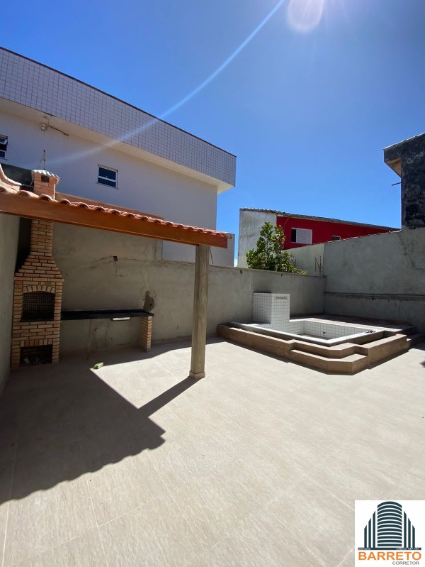 Casa à venda no jardim regina em itanhaém litoral de sp