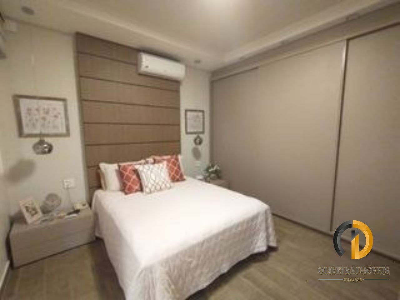 Casa residencial em cristais paulista - sp, centro