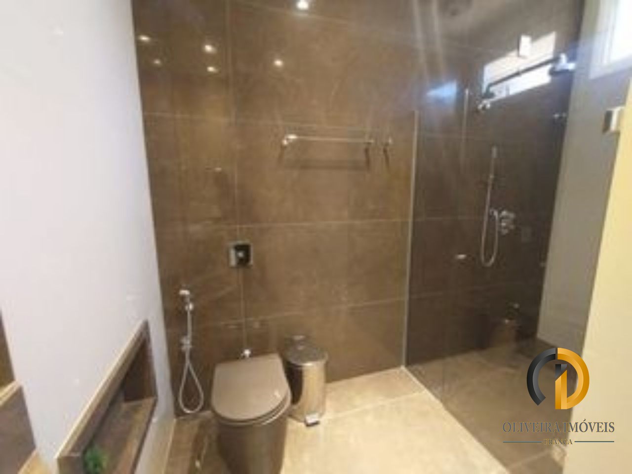 Casa residencial em cristais paulista - sp, centro