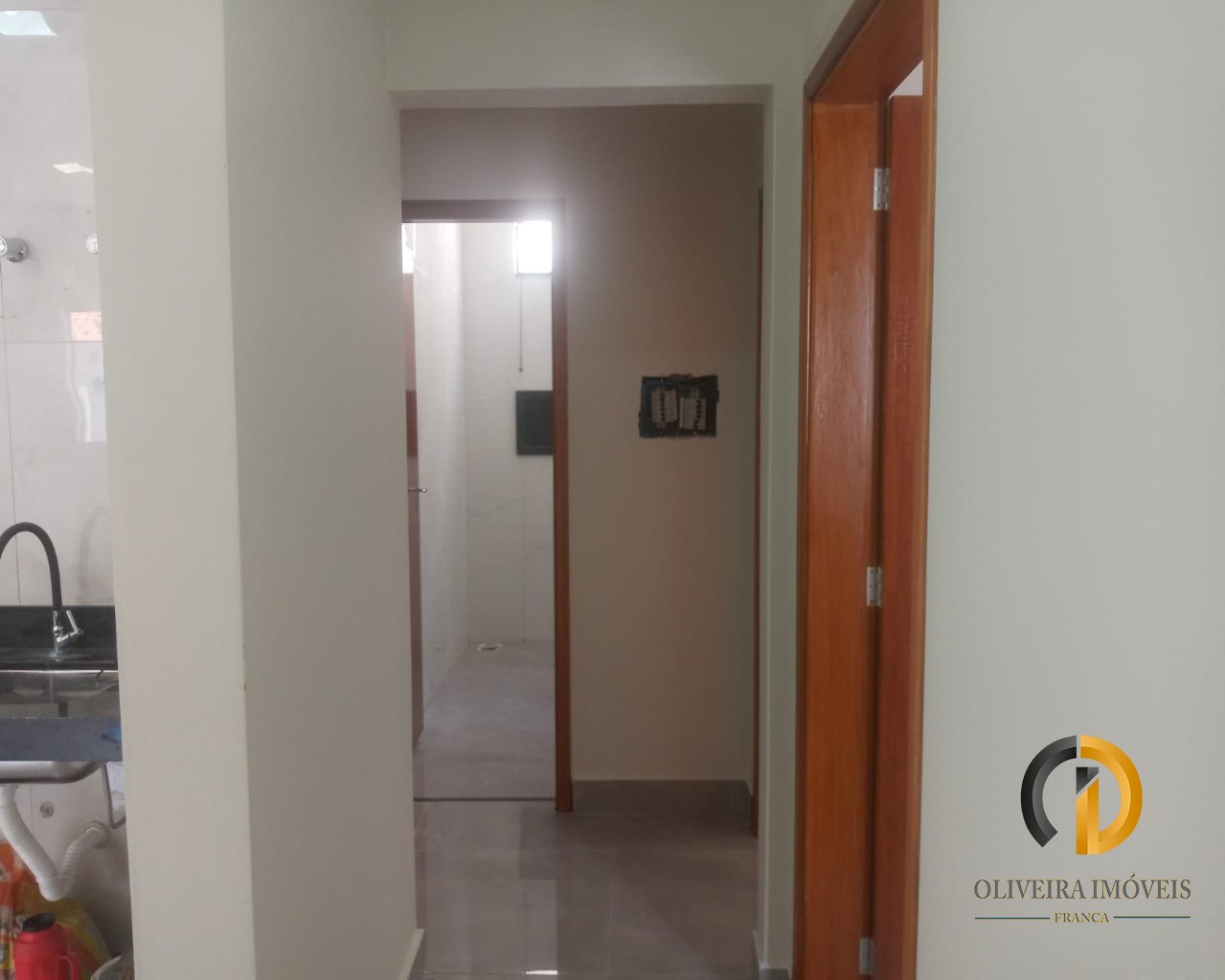 Casa terreno inteiro