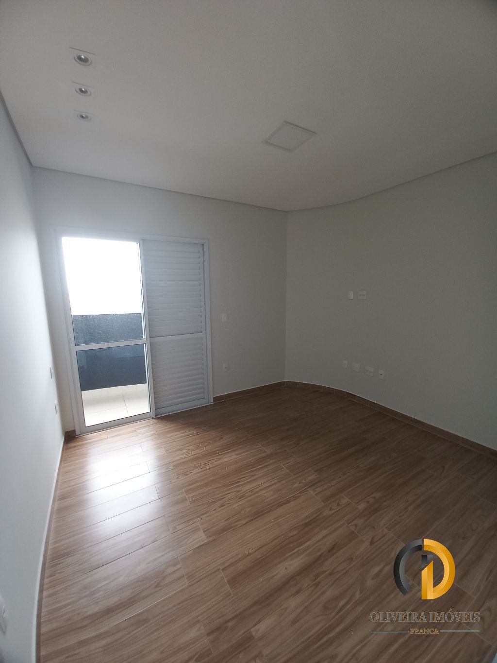 Apartamento Residencial em Franca - SP, Estacao