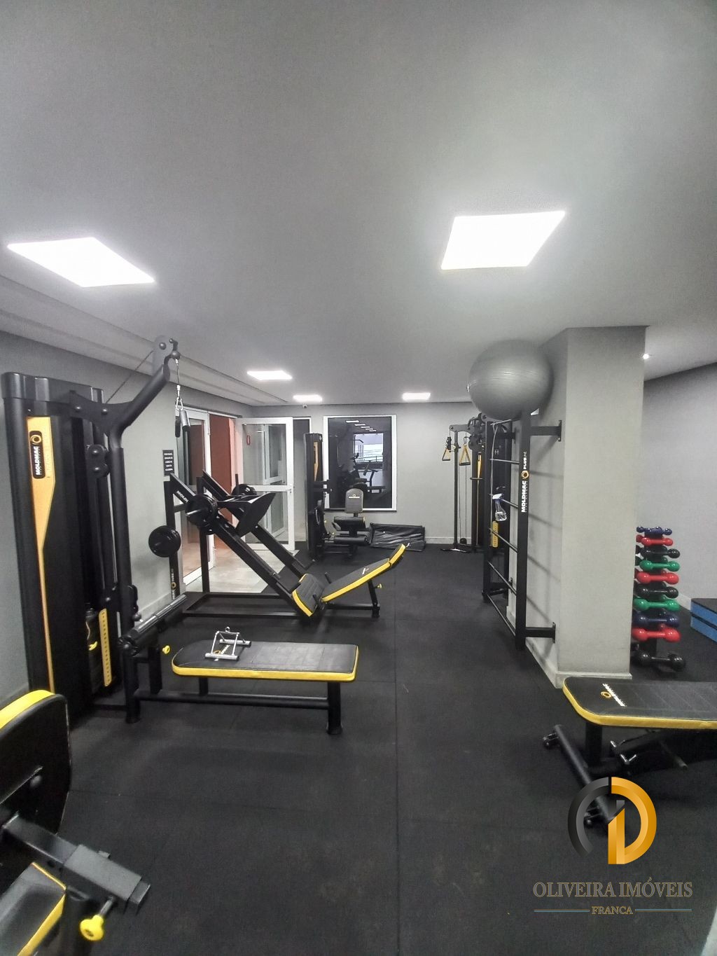 Apartamento Residencial em Franca - SP, Estacao