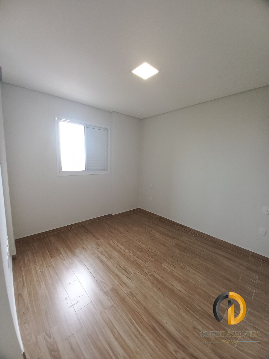 Apartamento Residencial em Franca - SP, Estacao