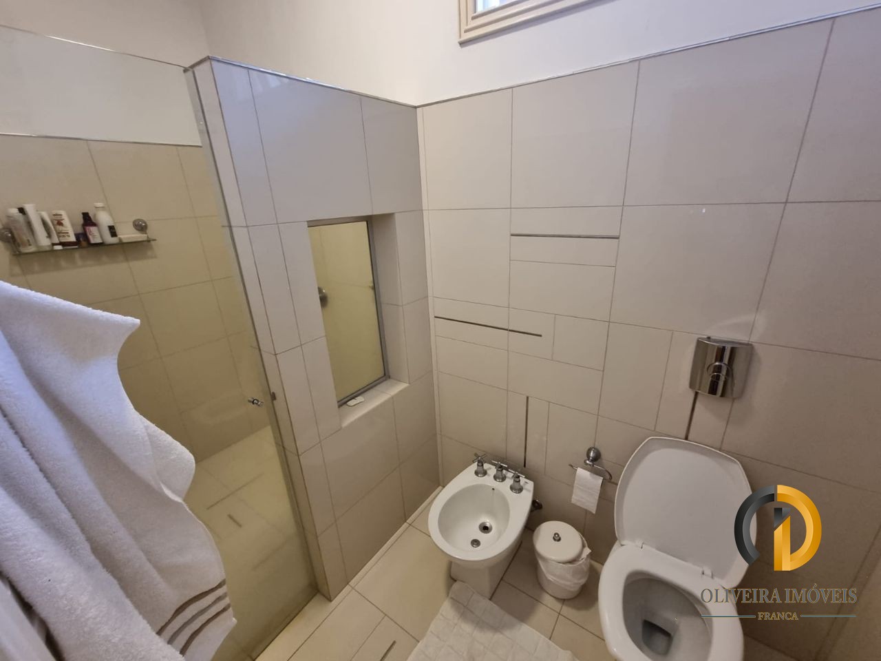 Casa Residencial em Franca - SP, Jardim Vieira