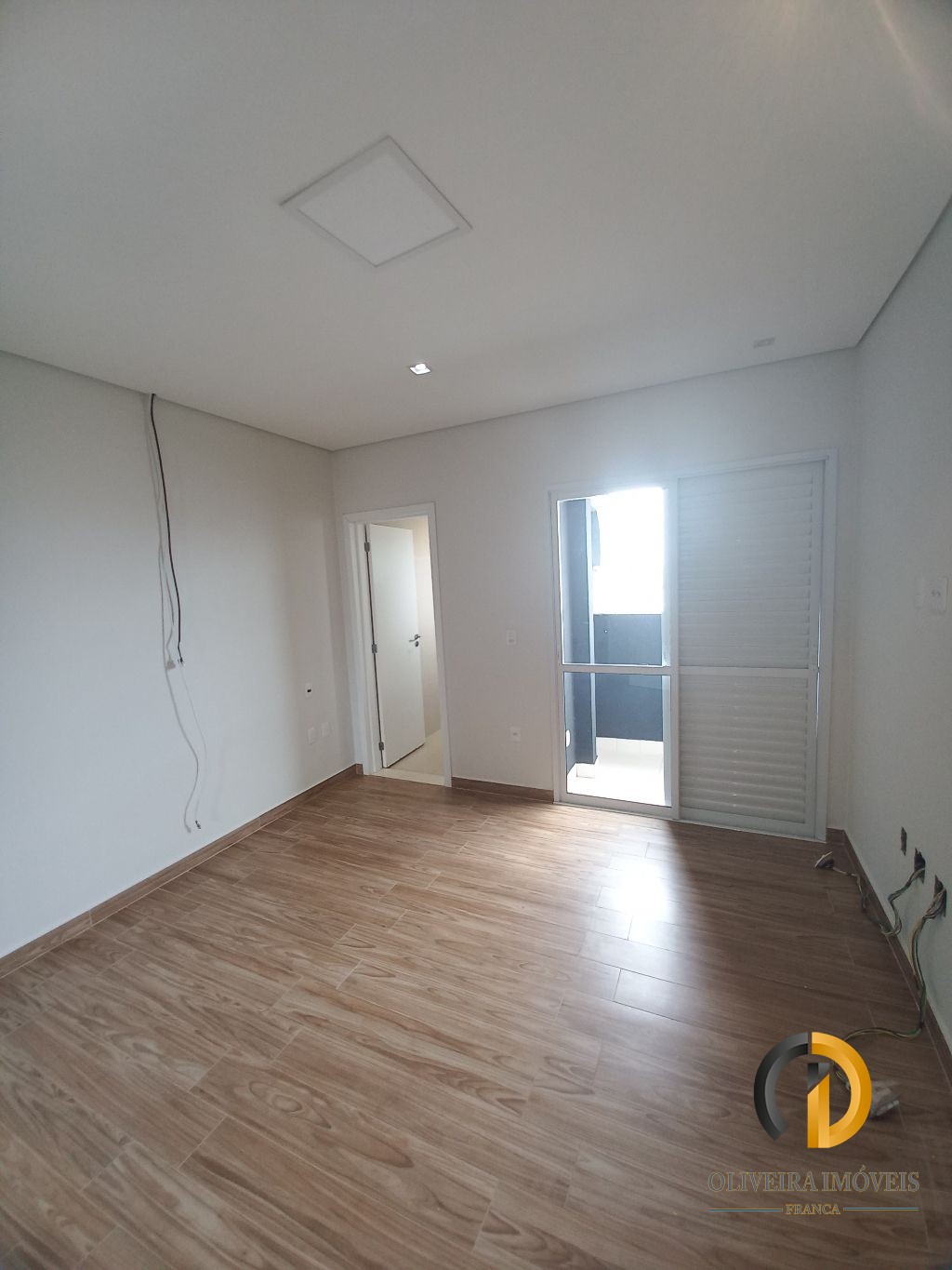 Apartamento Residencial em Franca - SP, Estacao