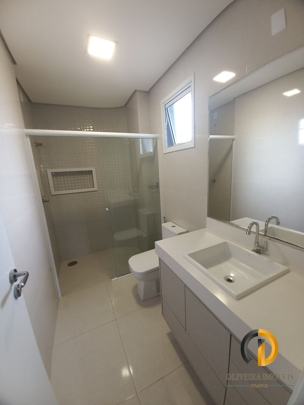 Apartamento Residencial em Franca - SP, Estacao