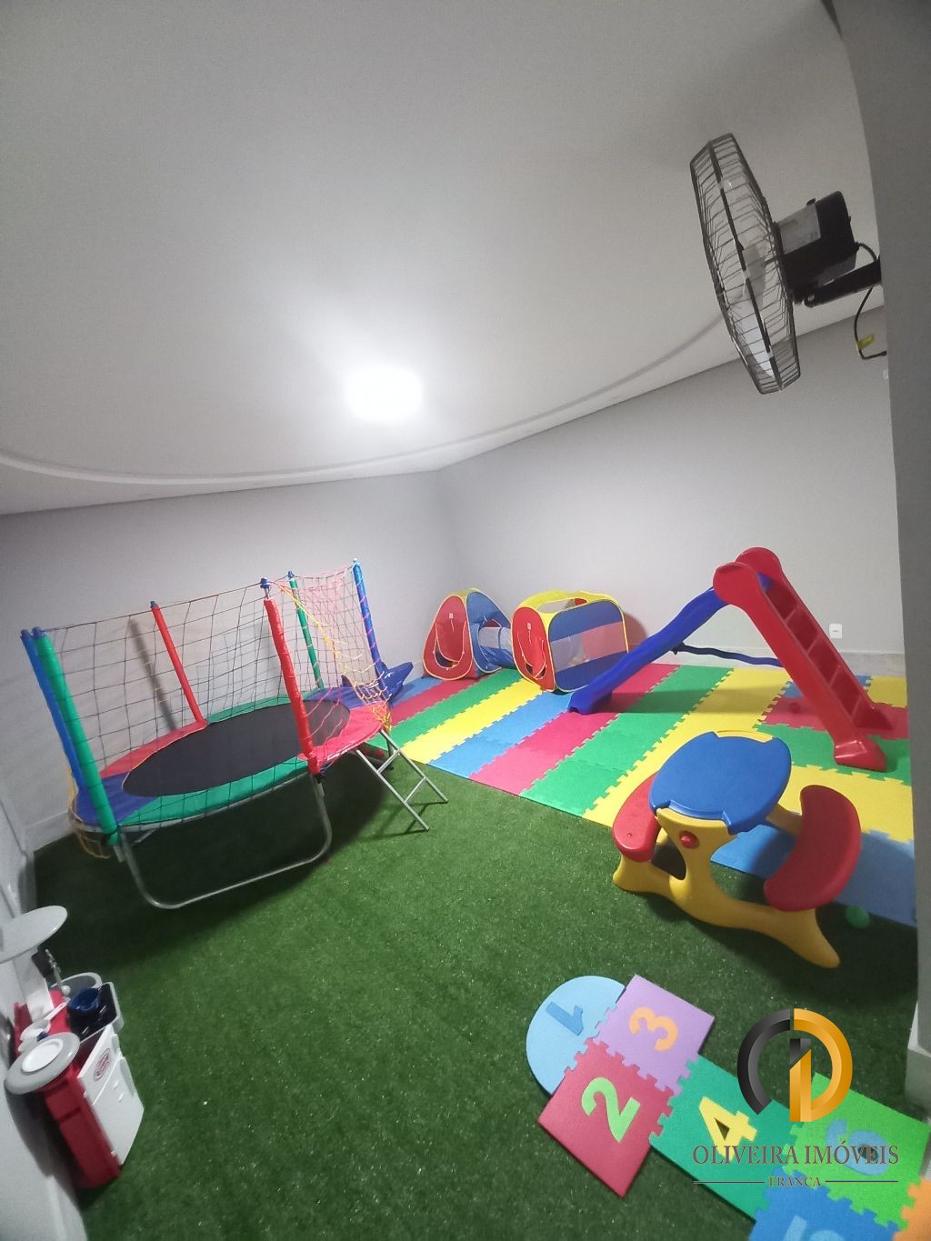 Apartamento Residencial em Franca - SP, Estacao